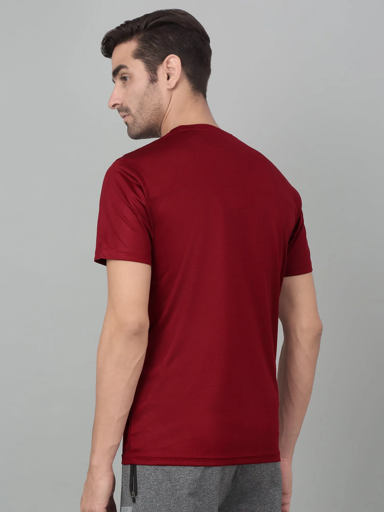 Men's Red  Round neck Half Sleeve T-Shirt with printed front